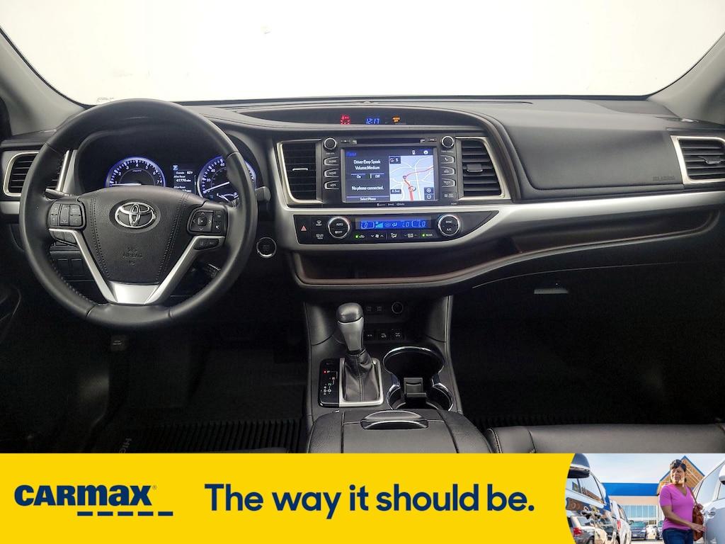 used 2019 Toyota Highlander car, priced at $30,998