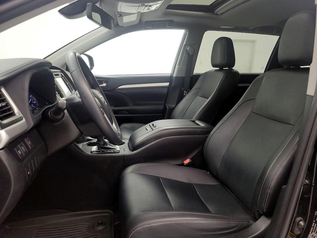 used 2019 Toyota Highlander car, priced at $30,998