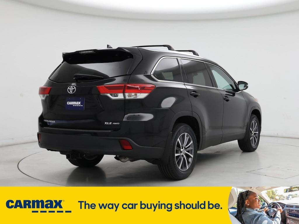 used 2019 Toyota Highlander car, priced at $30,998