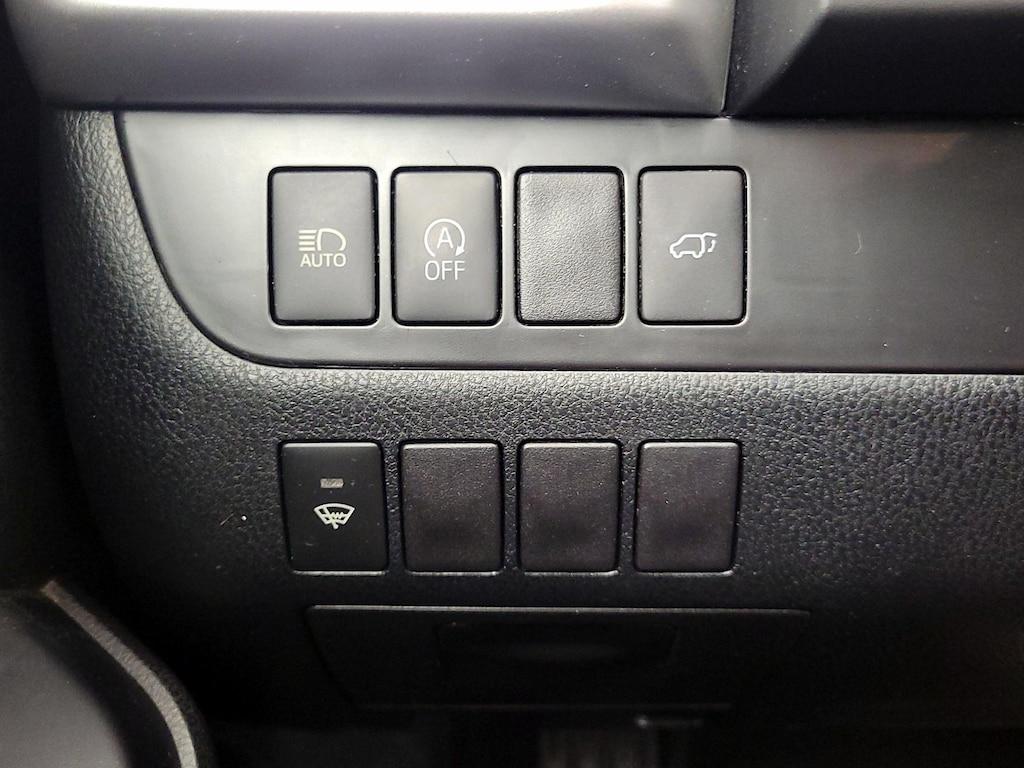 used 2018 Toyota Highlander car, priced at $23,998