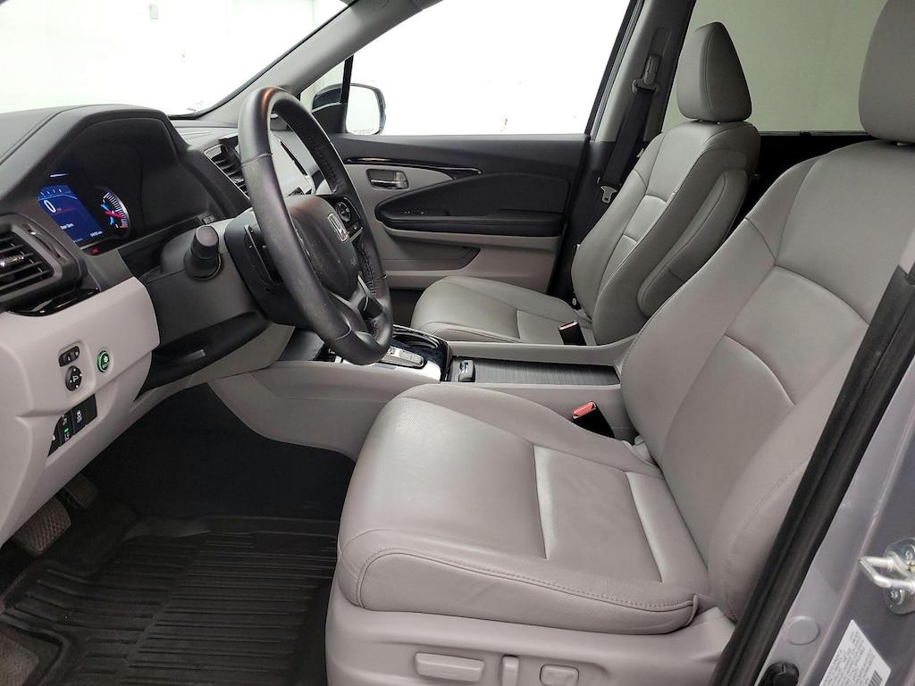 used 2022 Honda Pilot car, priced at $37,998