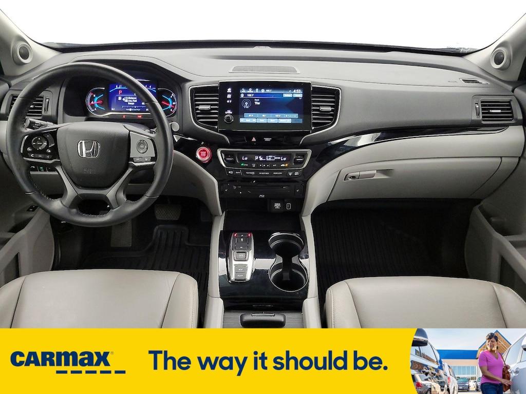 used 2022 Honda Pilot car, priced at $37,998