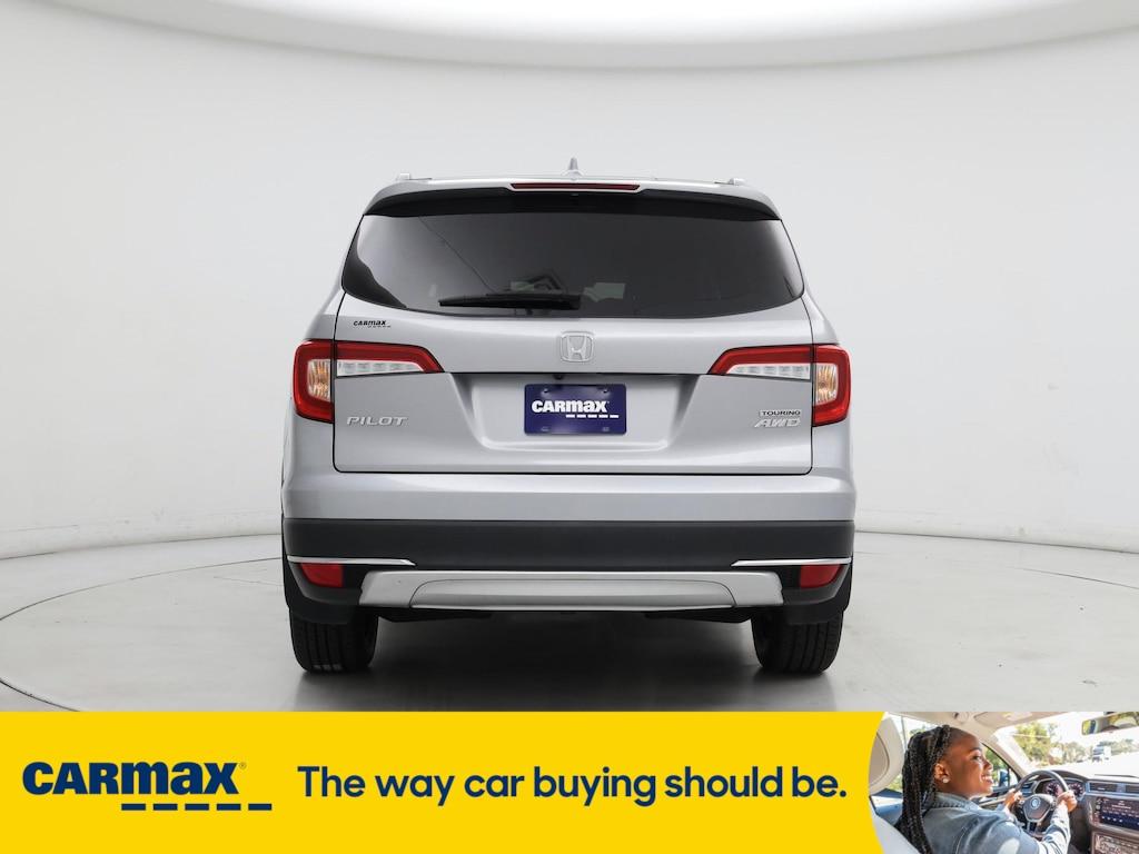 used 2022 Honda Pilot car, priced at $37,998
