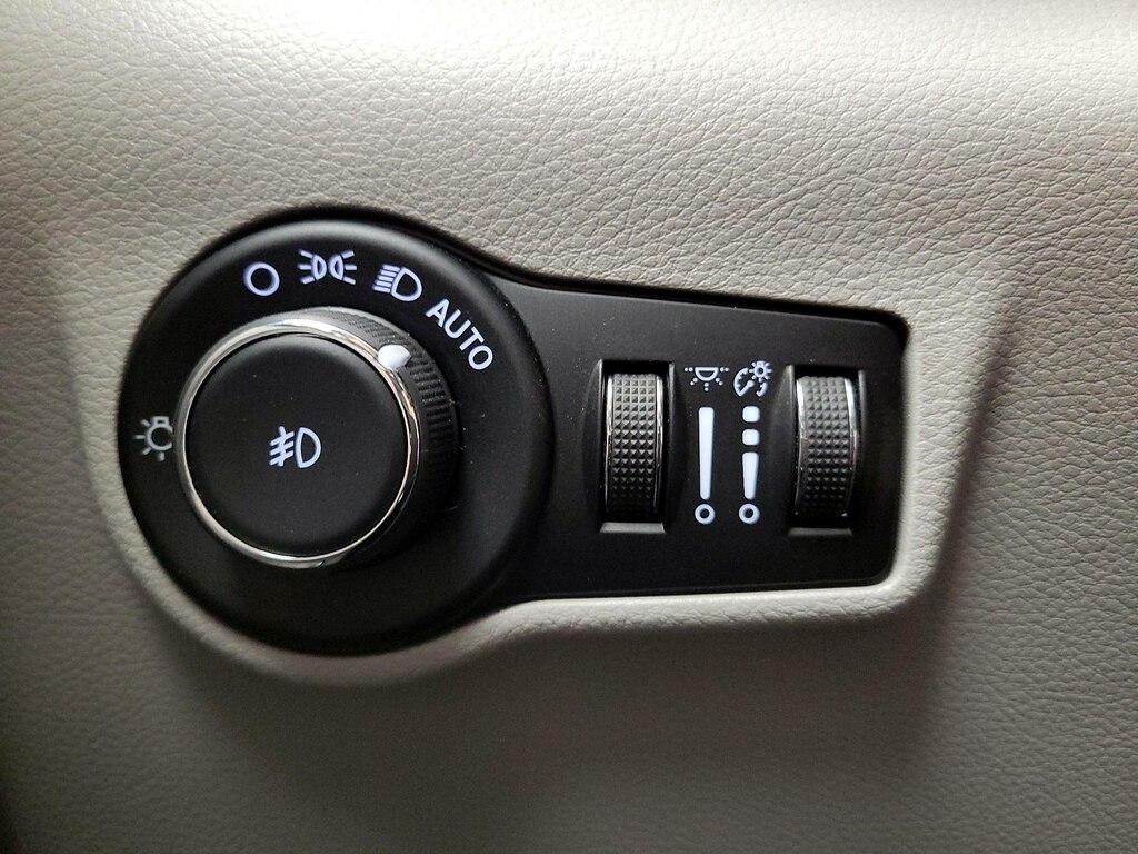 used 2022 Jeep Compass car, priced at $24,998