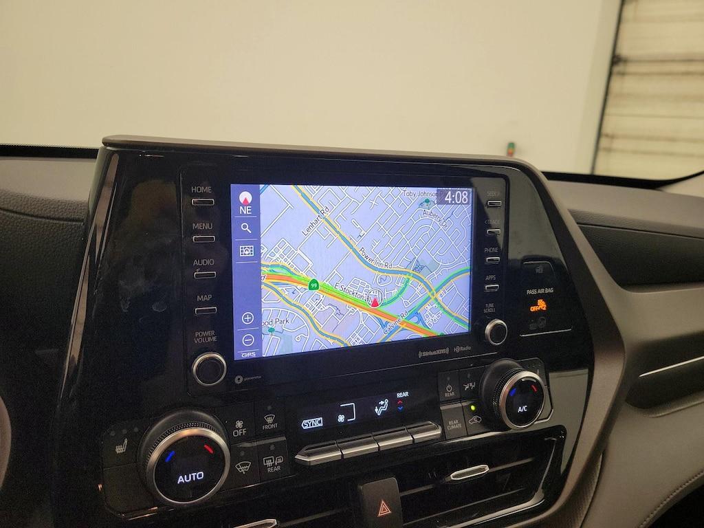 used 2022 Toyota Highlander car, priced at $34,998