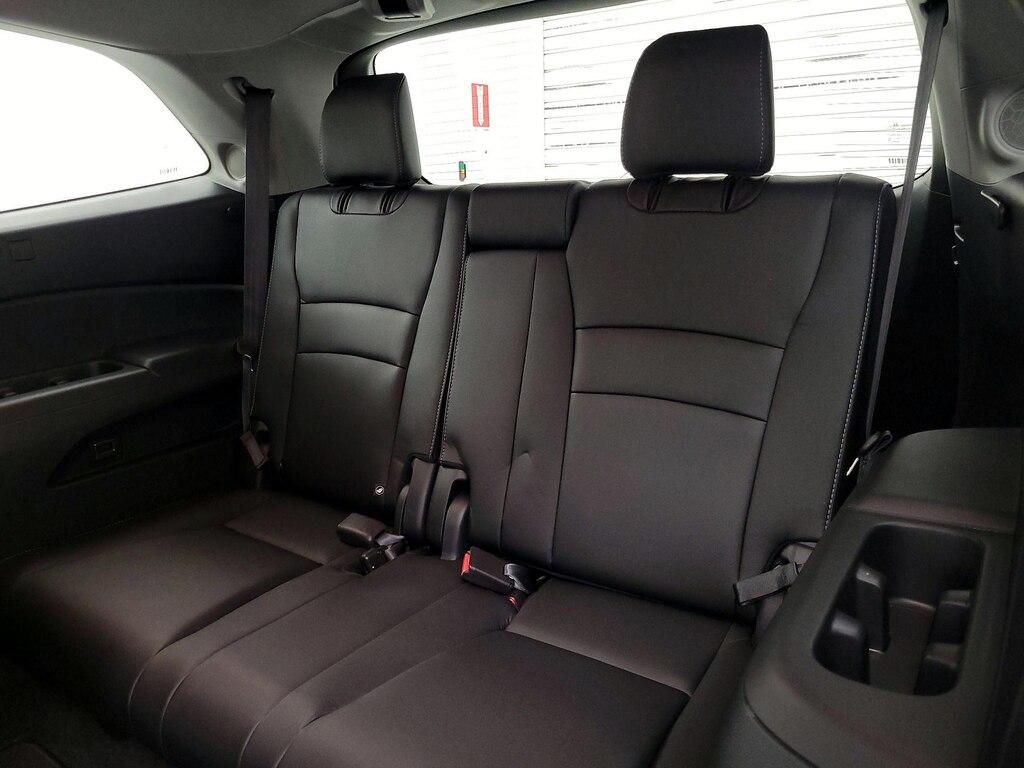 used 2022 Honda Pilot car, priced at $39,998