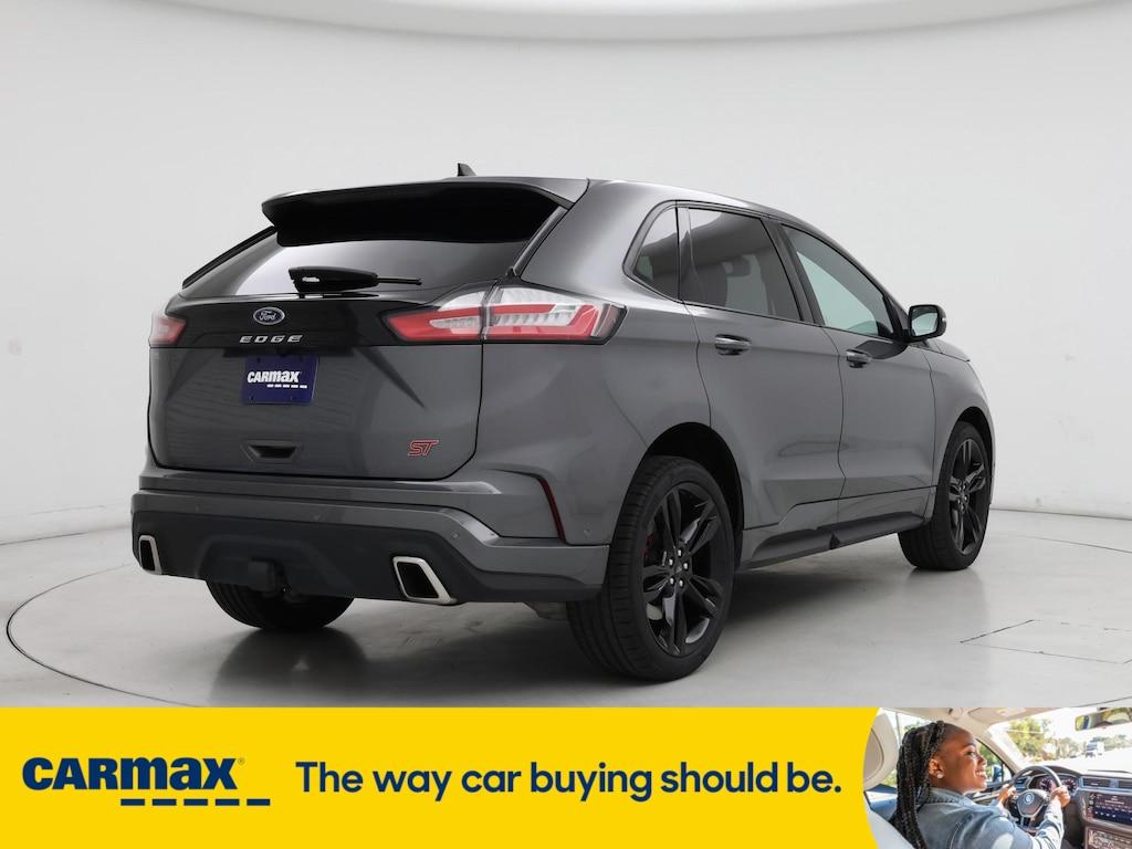 used 2024 Ford Edge car, priced at $37,998