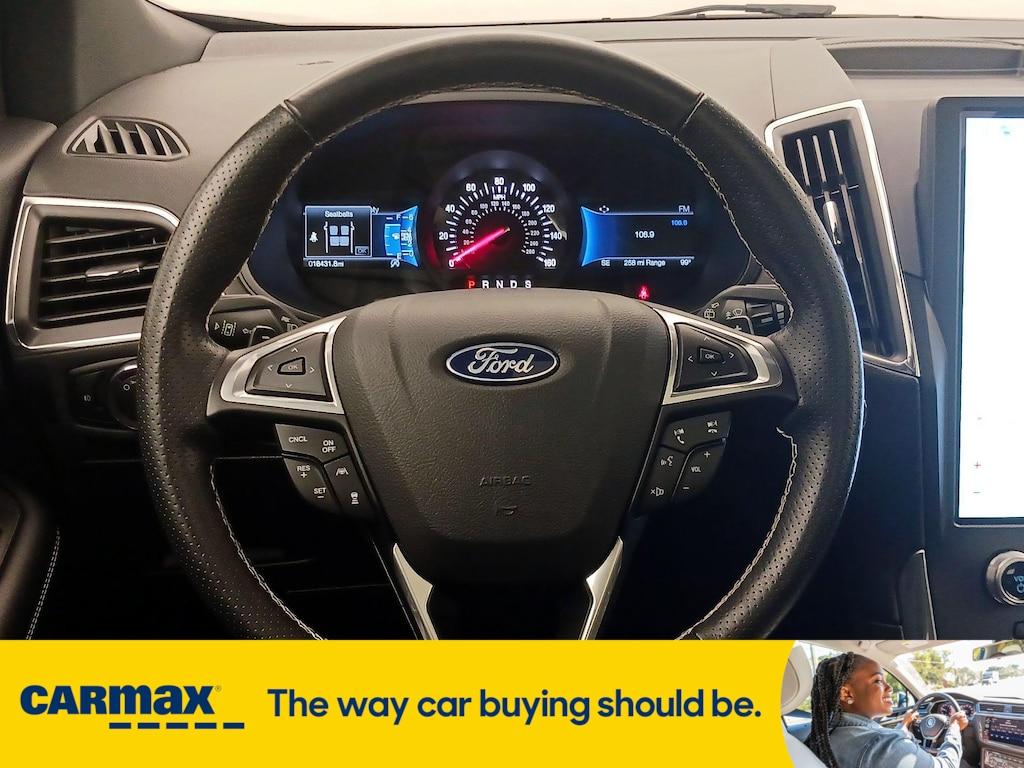 used 2024 Ford Edge car, priced at $37,998
