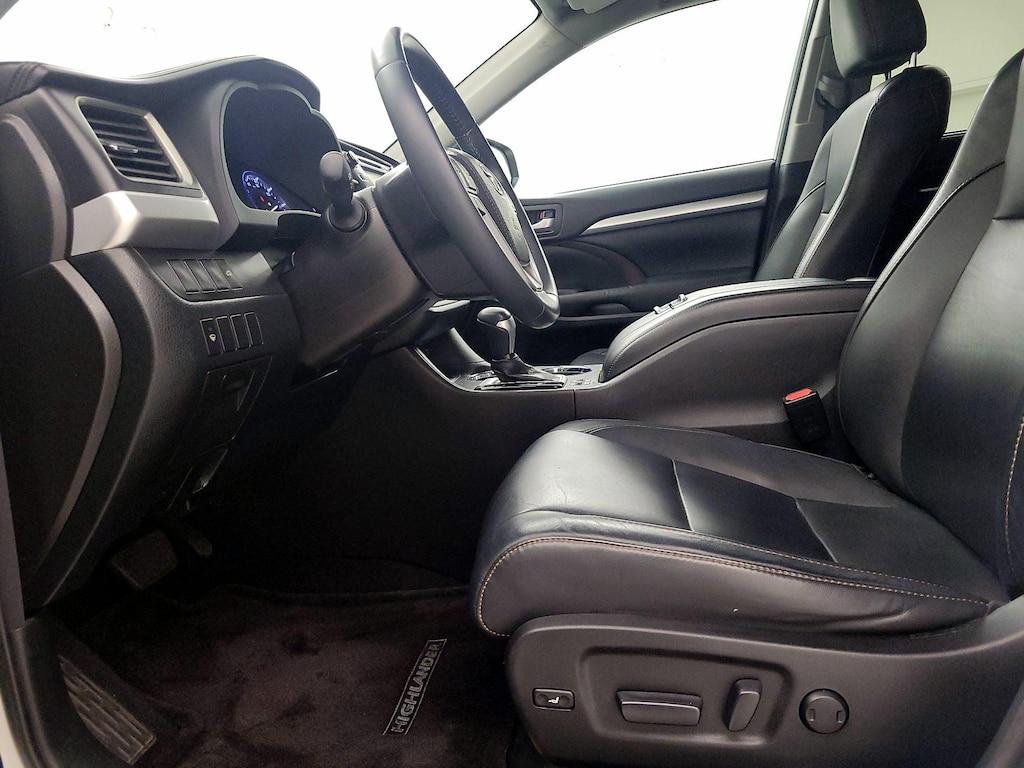 used 2016 Toyota Highlander car, priced at $21,998