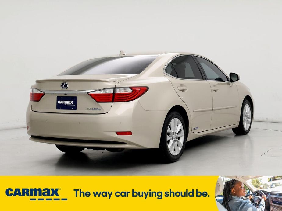 used 2013 Lexus ES 300h car, priced at $18,998