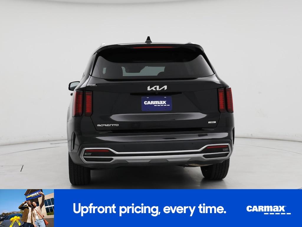 used 2023 Kia Sorento Hybrid car, priced at $30,998