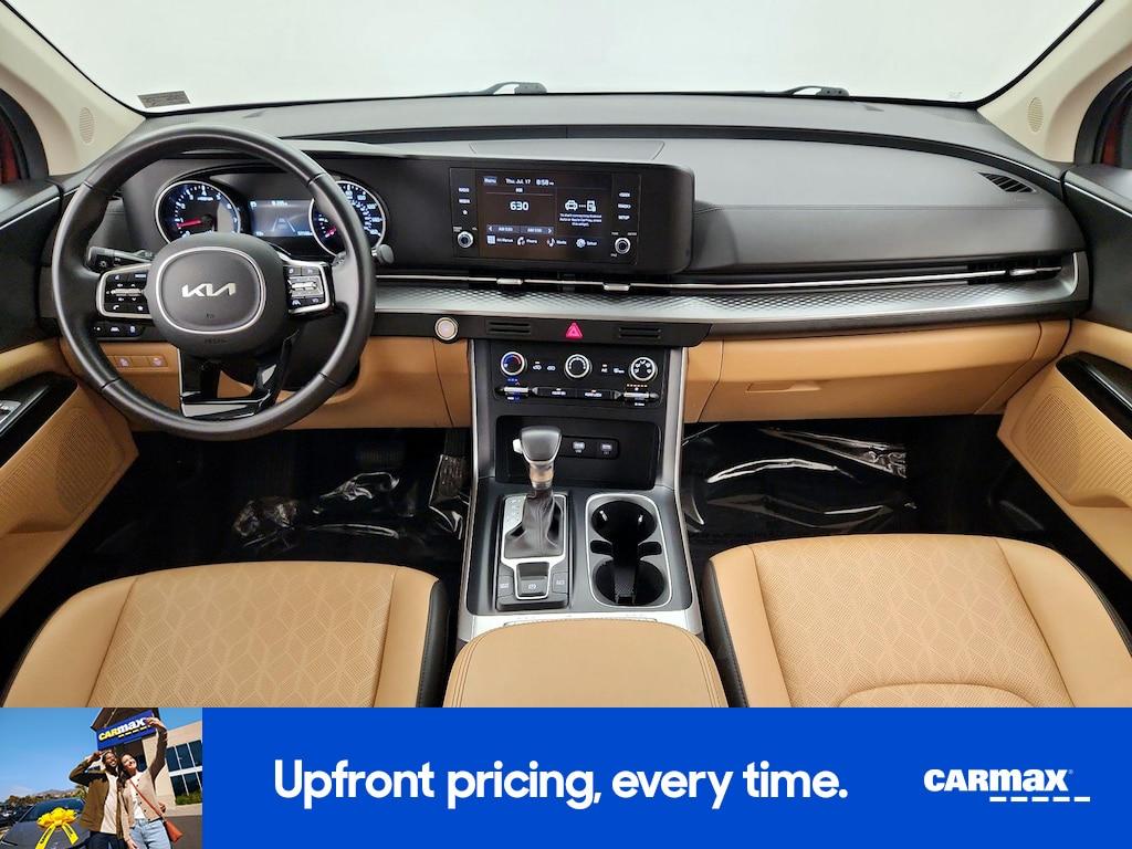 used 2024 Kia Carnival car, priced at $30,998