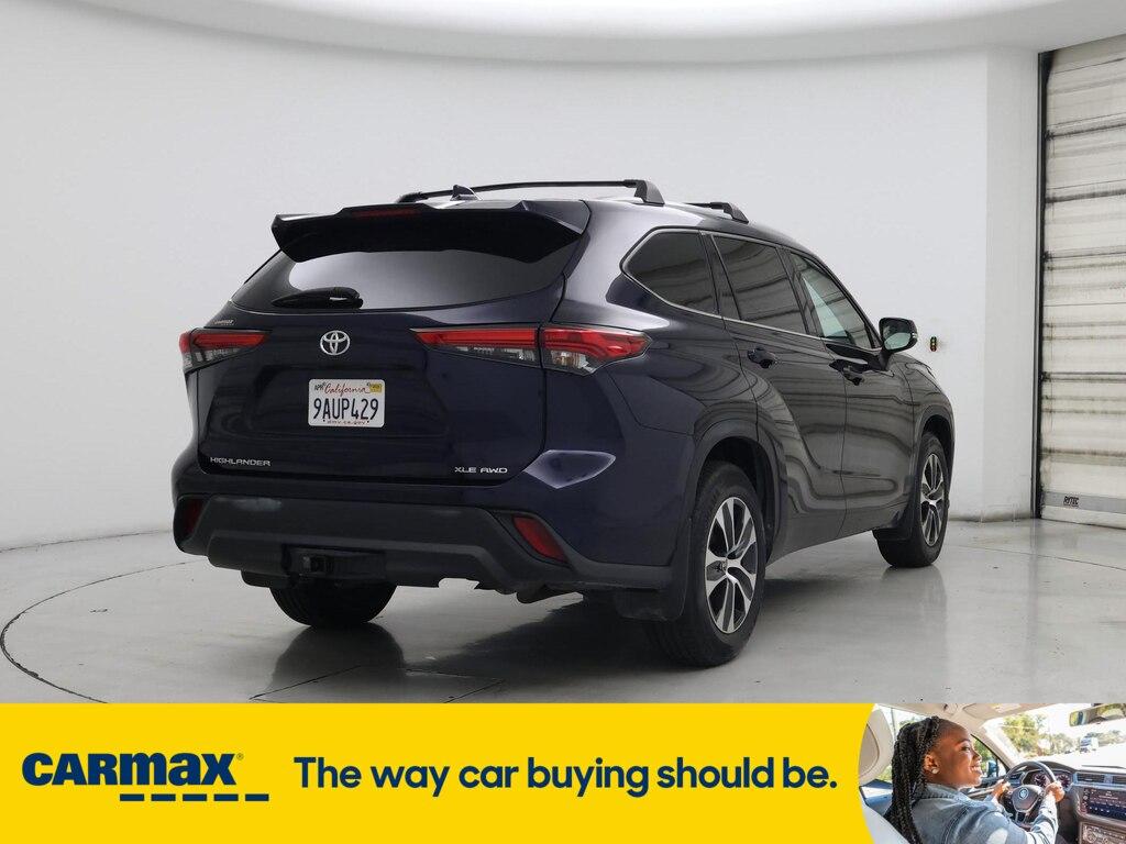 used 2022 Toyota Highlander car, priced at $32,998