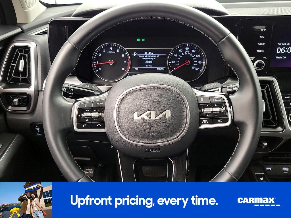 used 2023 Kia Sorento car, priced at $26,998