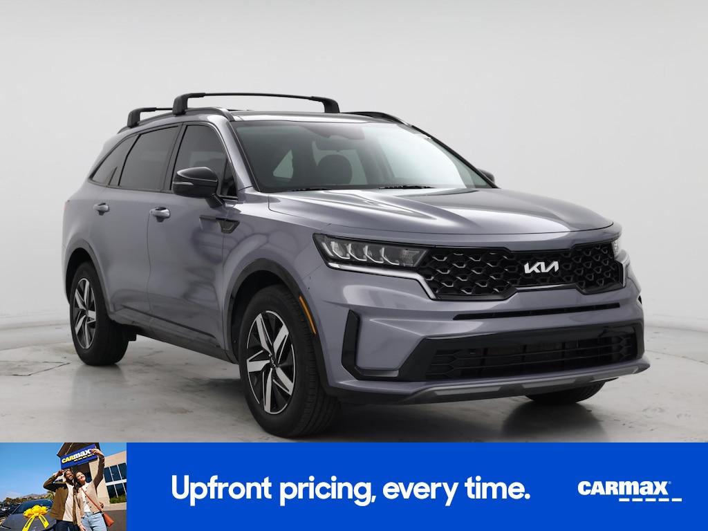 used 2023 Kia Sorento car, priced at $26,998