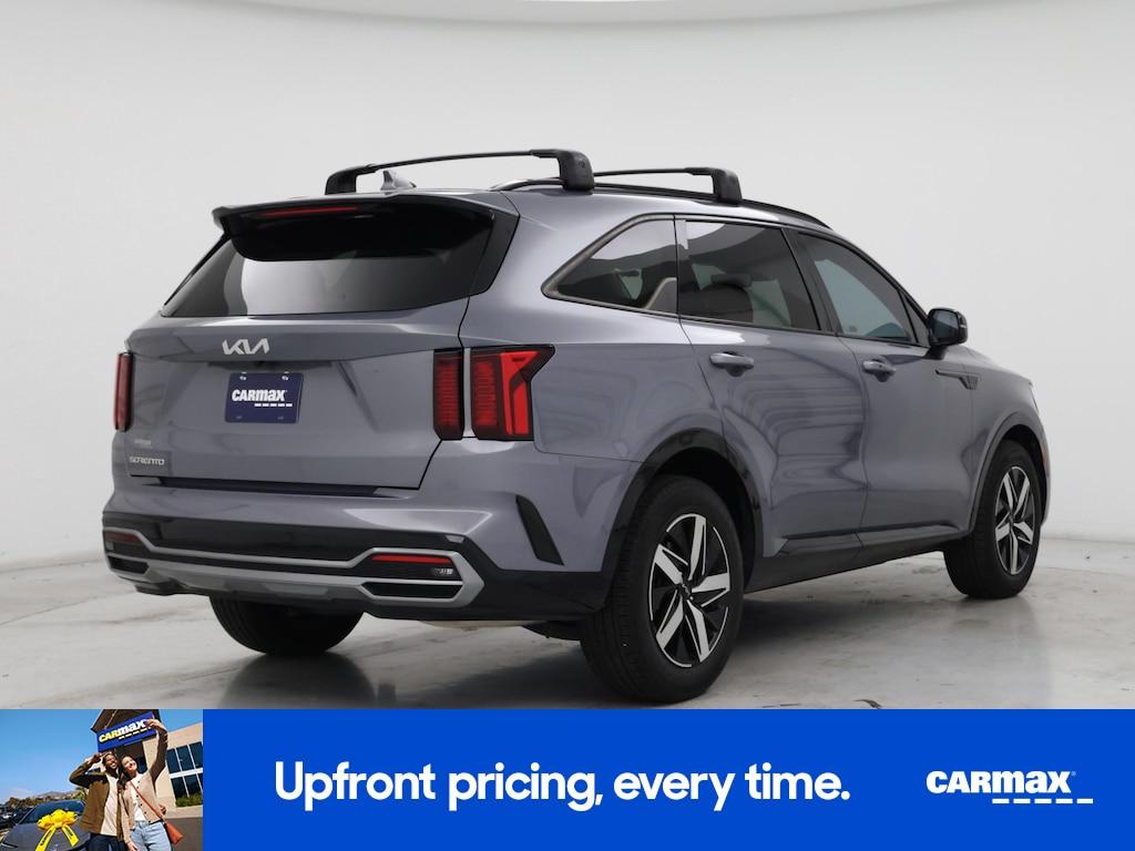 used 2023 Kia Sorento car, priced at $26,998