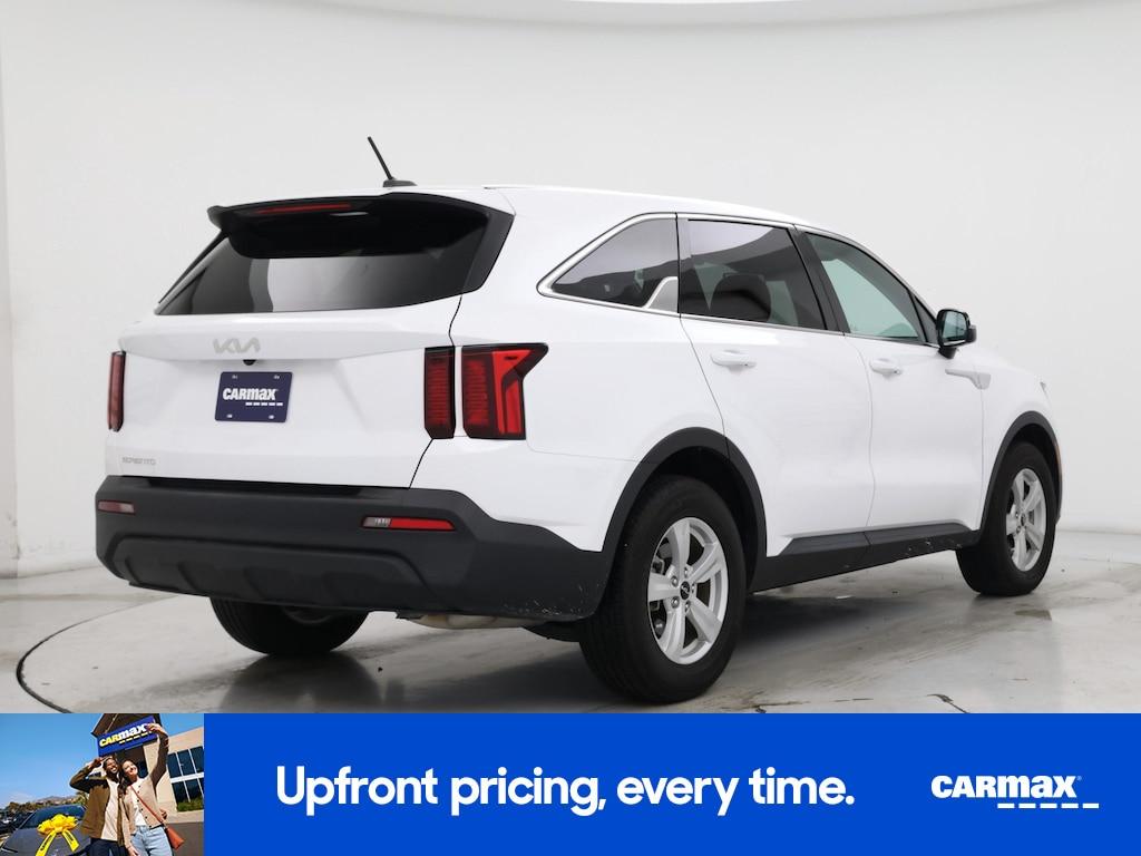 used 2023 Kia Sorento car, priced at $25,998