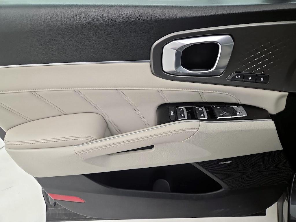 used 2023 Kia Sorento Plug-In Hybrid car, priced at $34,998