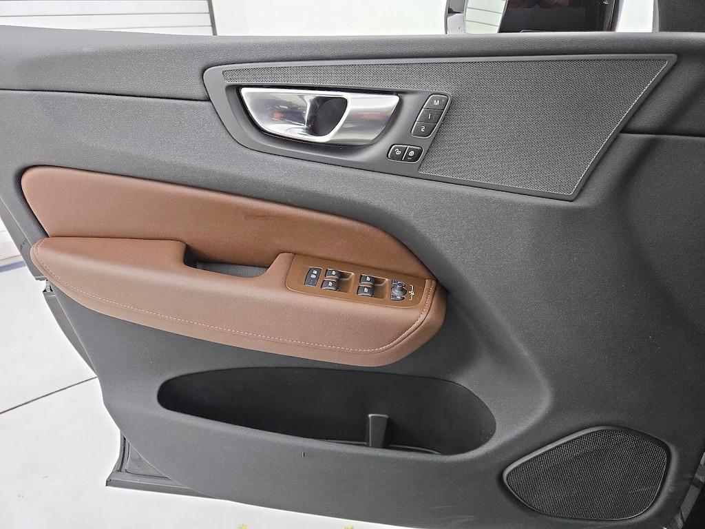 used 2023 Volvo XC60 car, priced at $33,998