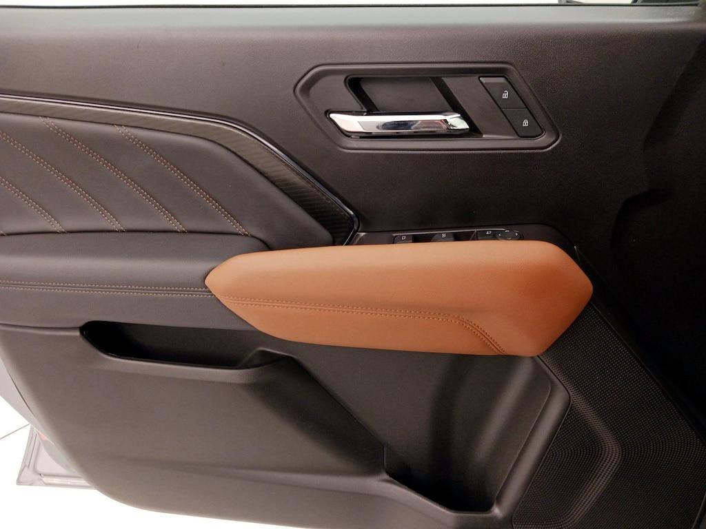 used 2024 GMC Canyon car, priced at $44,998