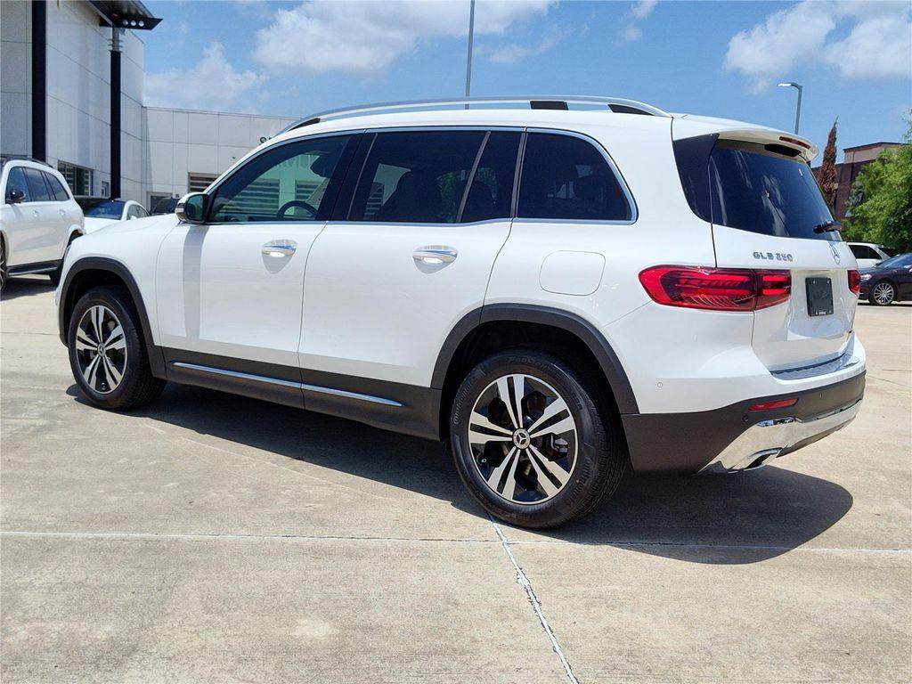 new 2025 Mercedes-Benz GLB 250 car, priced at $47,735