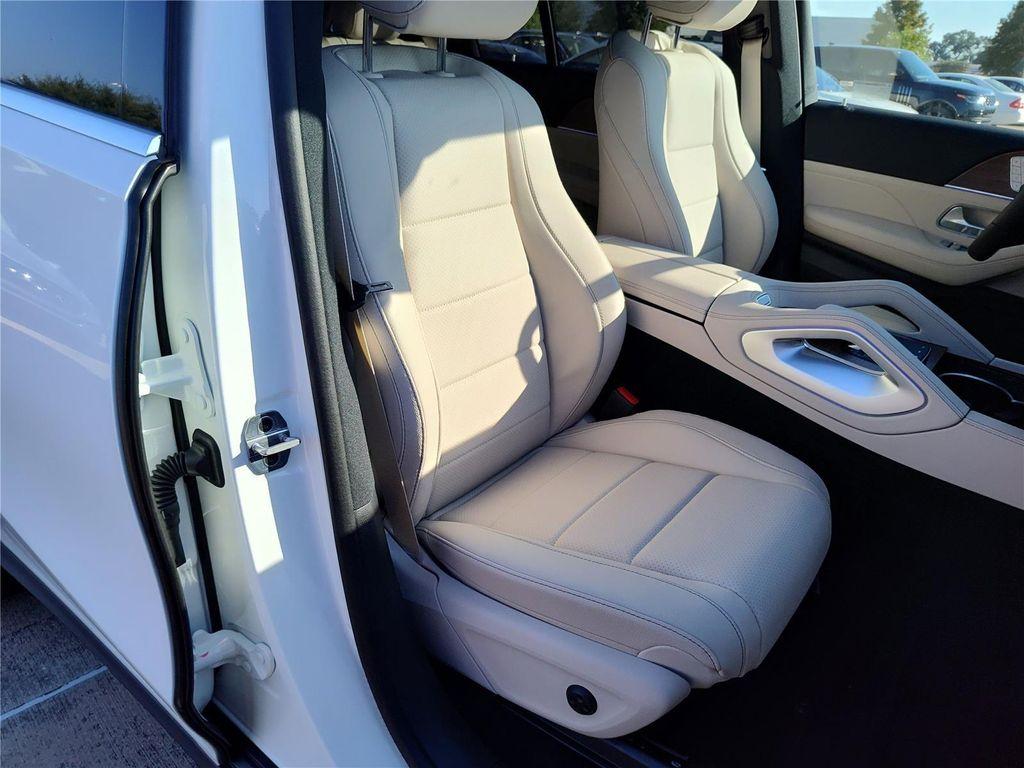 new 2026 Mercedes-Benz GLE 350 car, priced at $69,215