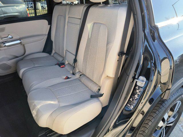 new 2025 Mercedes-Benz GLB 250 car, priced at $49,335