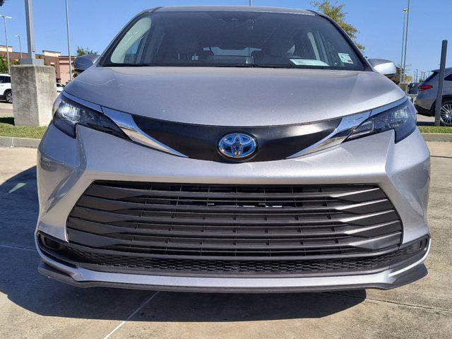 used 2024 Toyota Sienna car, priced at $40,999