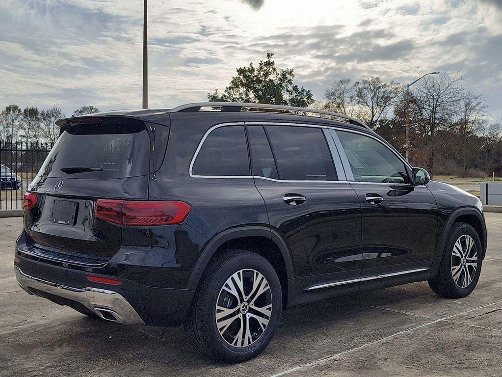 new 2025 Mercedes-Benz GLB 250 car, priced at $48,645