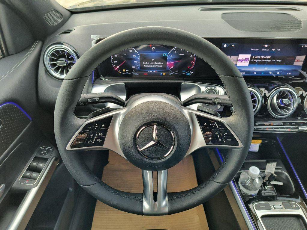 new 2025 Mercedes-Benz GLB 250 car, priced at $48,645