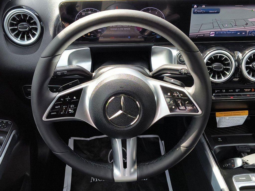 new 2024 Mercedes-Benz GLB 250 car, priced at $53,215