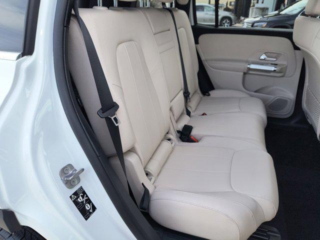 new 2025 Mercedes-Benz GLB 250 car, priced at $47,145