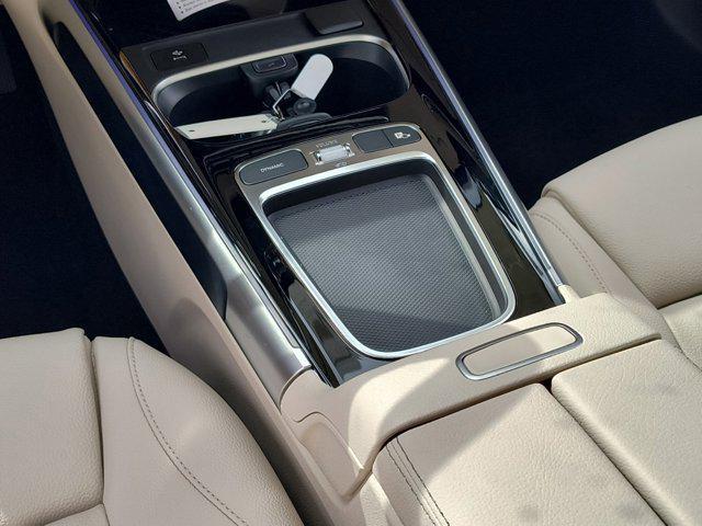 new 2025 Mercedes-Benz GLB 250 car, priced at $47,420