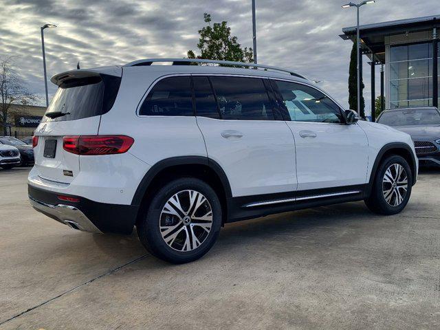 new 2025 Mercedes-Benz GLB 250 car, priced at $50,835