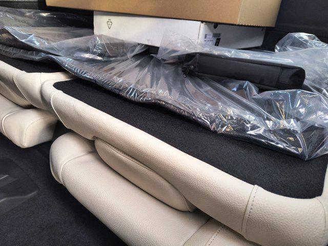 new 2025 Mercedes-Benz GLB 250 car, priced at $50,835