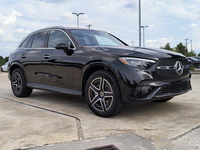 new 2024 Mercedes-Benz GLC 300 car, priced at $59,385