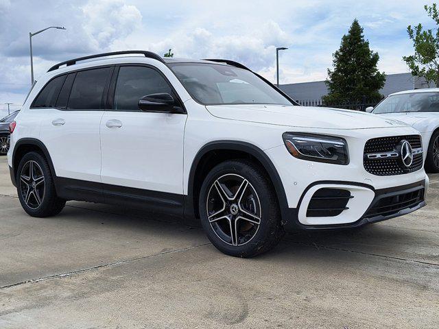 new 2024 Mercedes-Benz GLB 250 car, priced at $54,625