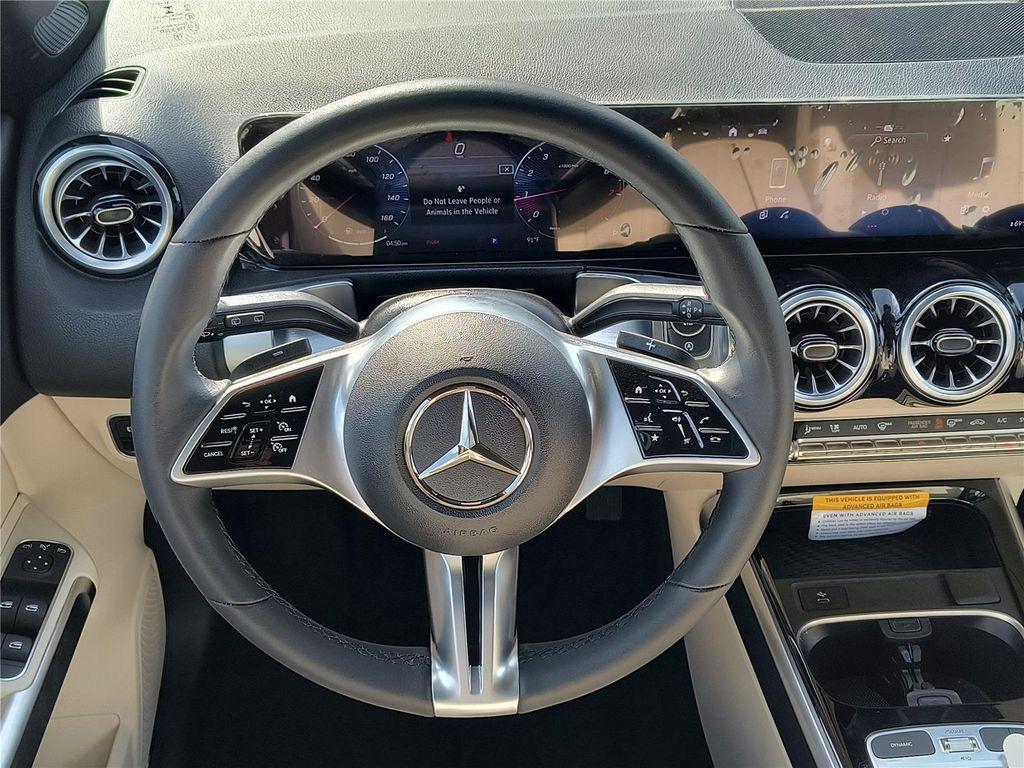 new 2025 Mercedes-Benz GLB 250 car, priced at $48,485