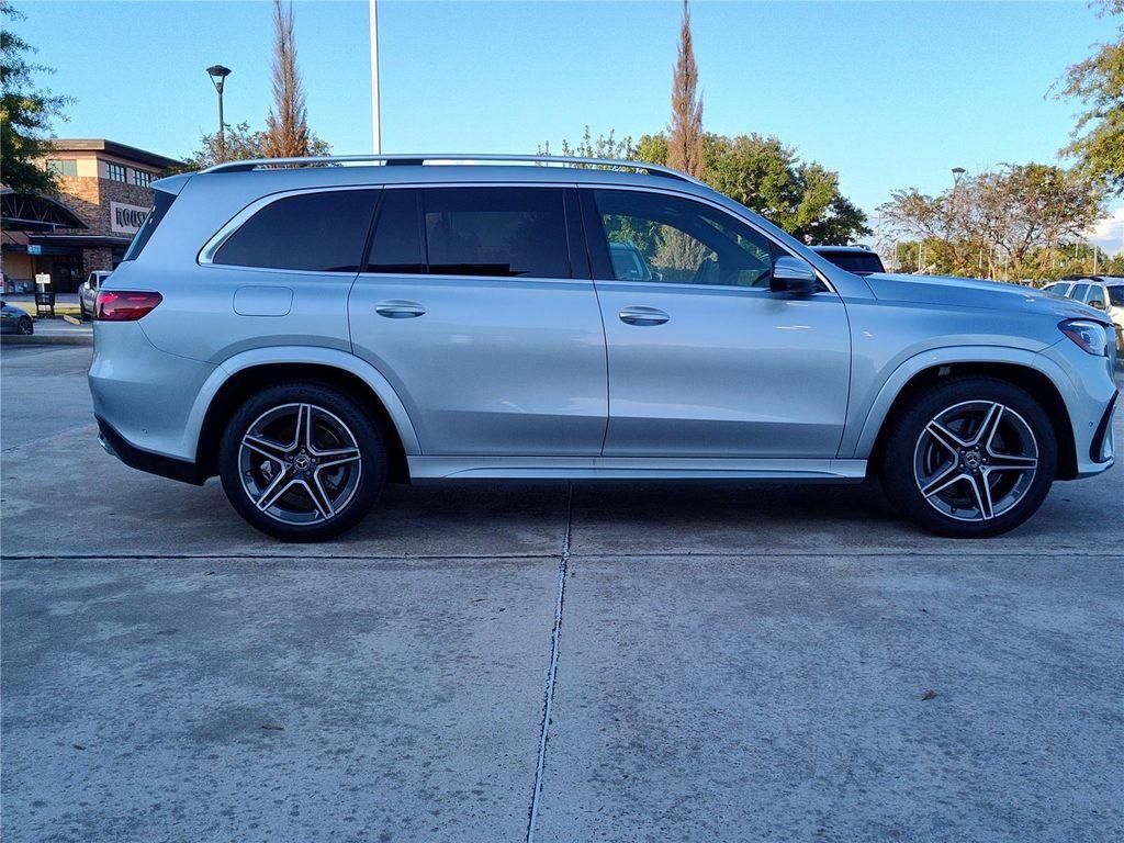 new 2025 Mercedes-Benz GLS 450 car, priced at $95,365
