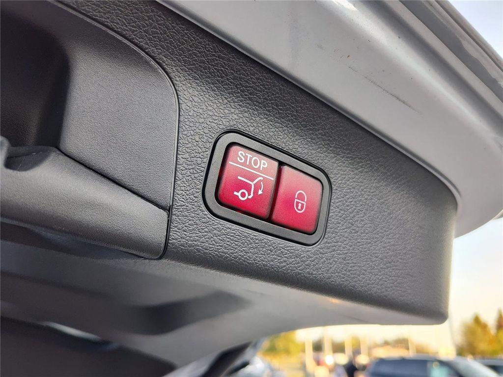 new 2025 Mercedes-Benz GLS 450 car, priced at $95,365