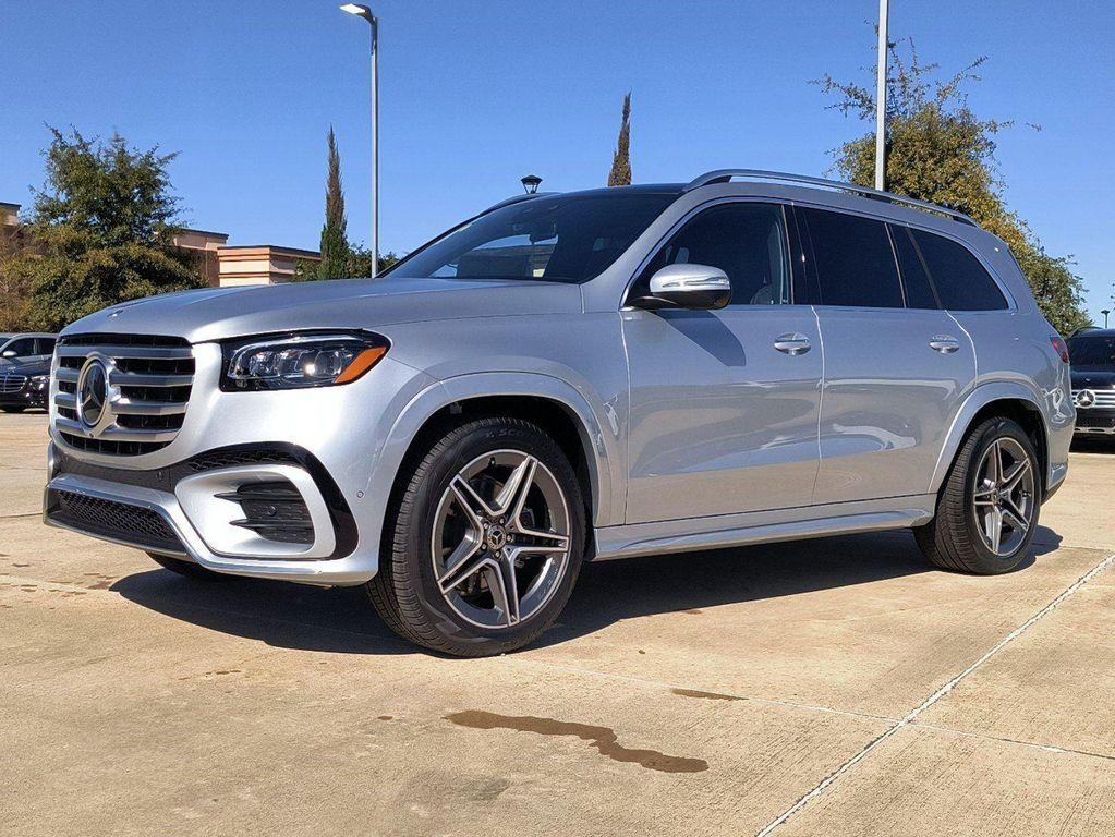 new 2025 Mercedes-Benz GLS 450 car, priced at $95,365