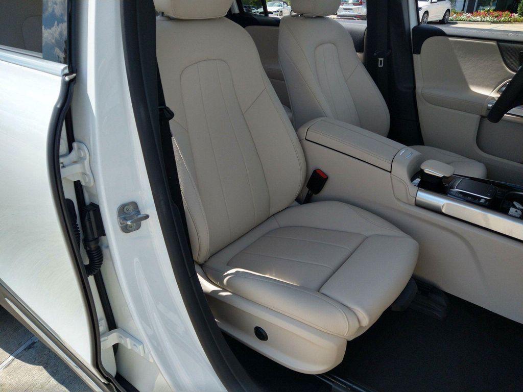 new 2023 Mercedes-Benz EQB 300 car, priced at $60,950