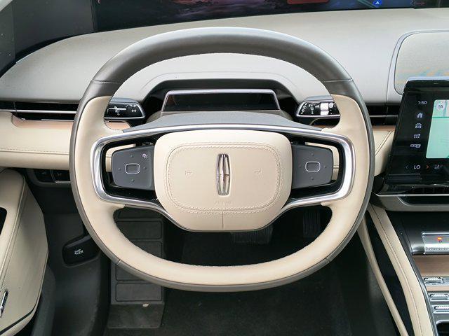 used 2024 Lincoln Nautilus car, priced at $53,777
