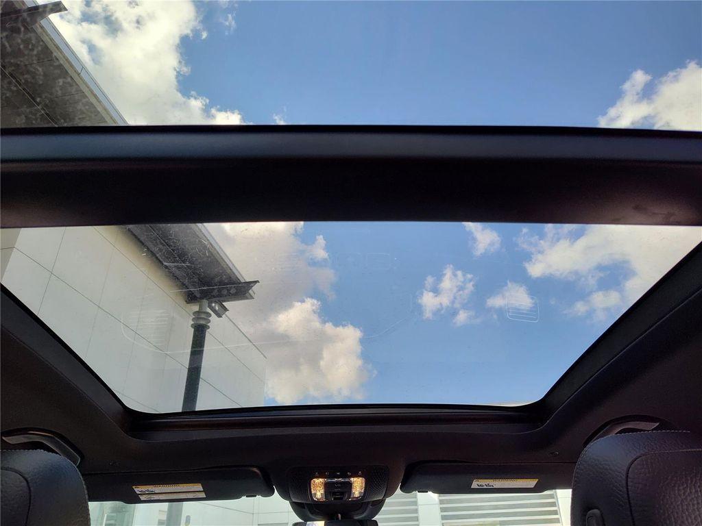 new 2025 Mercedes-Benz GLS 450 car, priced at $102,015