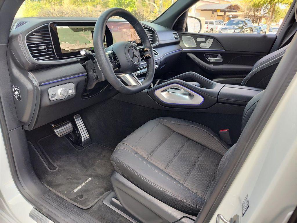 new 2025 Mercedes-Benz GLS 450 car, priced at $102,015
