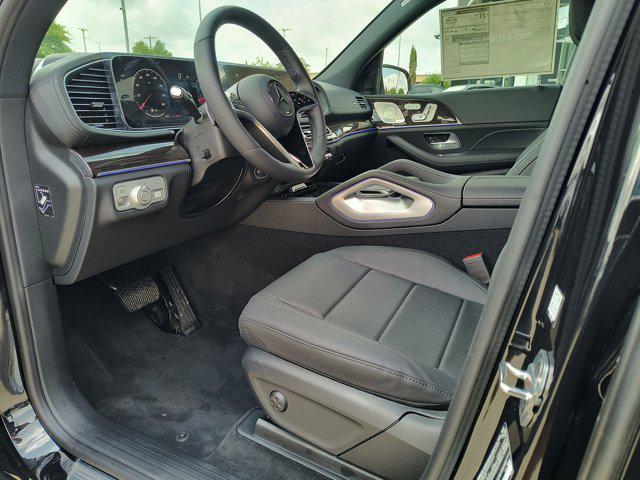 new 2025 Mercedes-Benz GLS 450 car, priced at $90,605