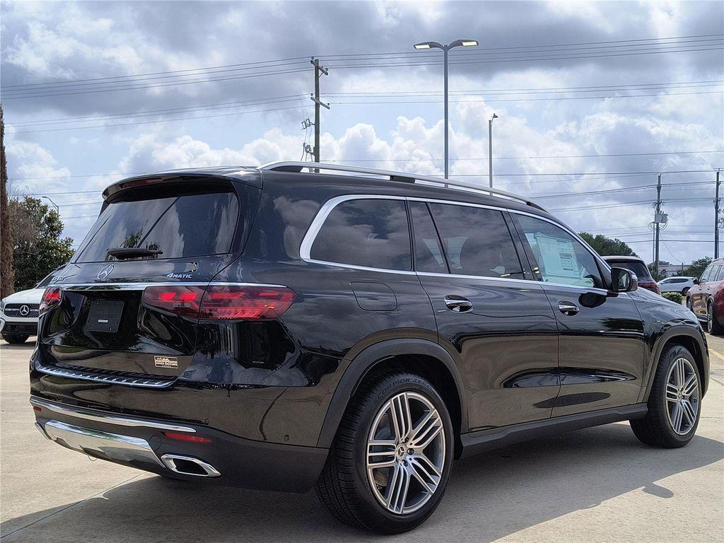 new 2025 Mercedes-Benz GLS 450 car, priced at $90,605