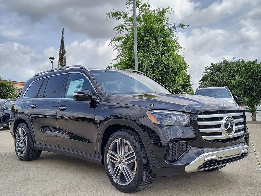 new 2025 Mercedes-Benz GLS 450 car, priced at $90,605