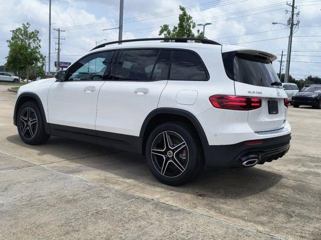 new 2024 Mercedes-Benz GLB 250 car, priced at $52,325