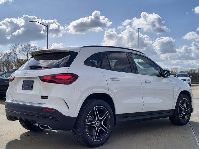 new 2025 Mercedes-Benz GLA 250 car, priced at $51,245